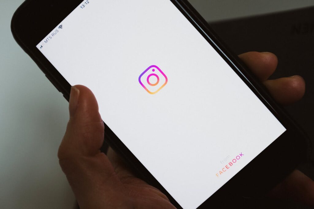 Instagram remove end-to-end encryption private messages